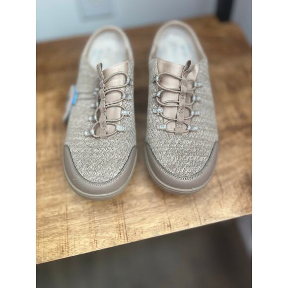 THERAFIT "Dawn" Women's Size 10.5-11  Slip-On Sneakers Tan - Picture 1 of 3